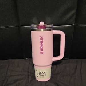 Stanley Pink Quencher Tumbler